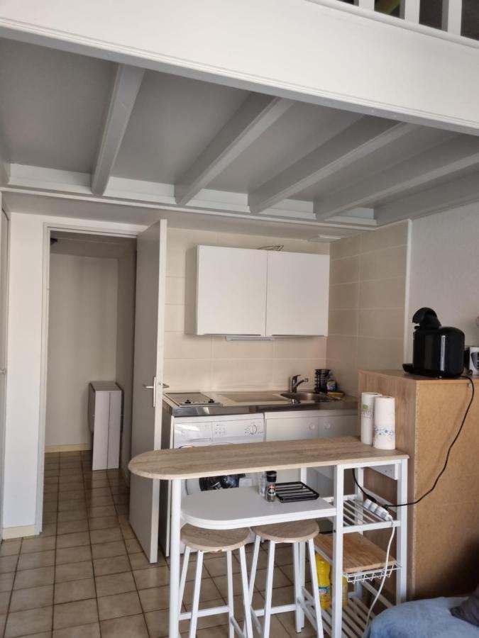 Agreable Petite Maison De Vacances Leucate Buitenkant foto